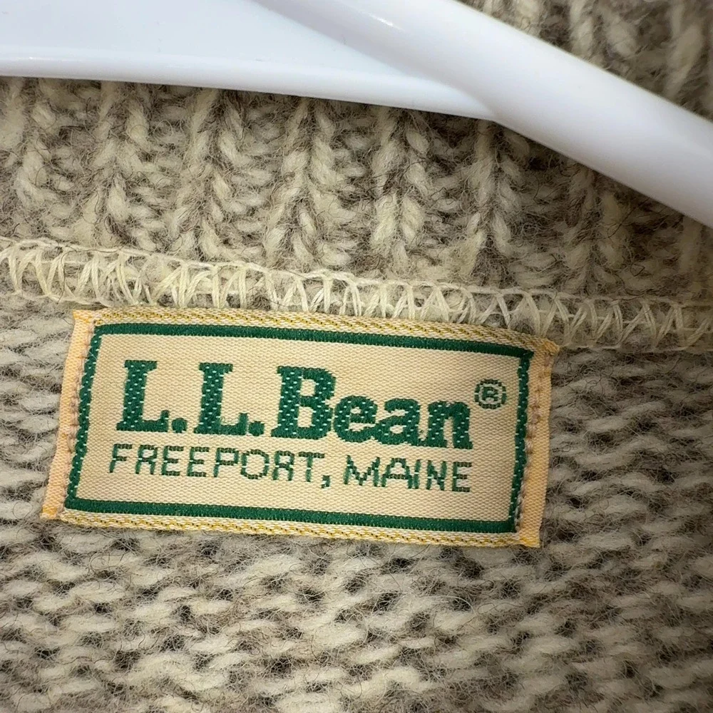 Vintage LL Bean Freeport Maine Sweater Men Tan Wool Crewneck Heavyweight Outdoor